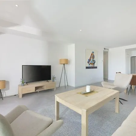 Apartment Magnificent 4 Bedroom In Cala Serena La Cala De Mijas Malaga