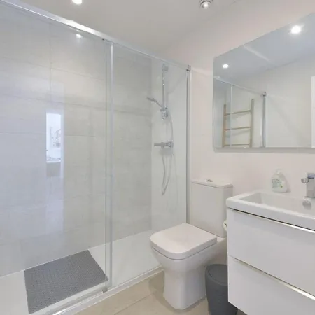 Apartment Magnificent 4 Bedroom In Cala Serena La Cala De Mijas